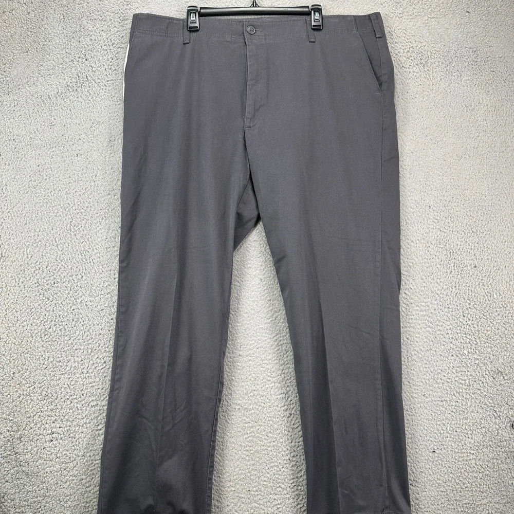 Lee Extreme Motion Mens Performance Khaki Pants Mens 42X32 Gray Straight Fit NEW